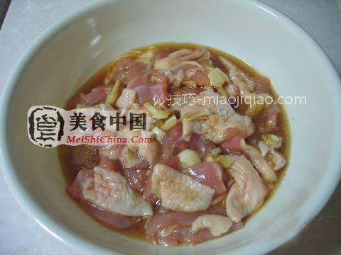 美食中国图片-北菇滑鸡煲仔饭(全程图)