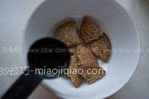 七夕节的甜蜜小甜品：简易版提拉米苏的做法