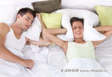 打鼾损害健康，按摩二穴位睡好觉！ 