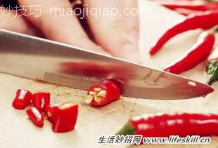 切辣椒不小心辣到手和眼睛了怎么办？ 