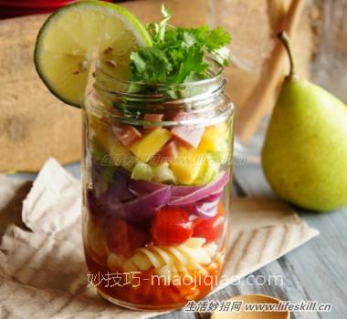 自制罐装色拉,三餐营养均跟上