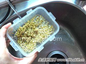 自酿香气十足的桂花蜜