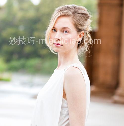 如何打造清新自然的新娘妆 简单几步轻松搞定