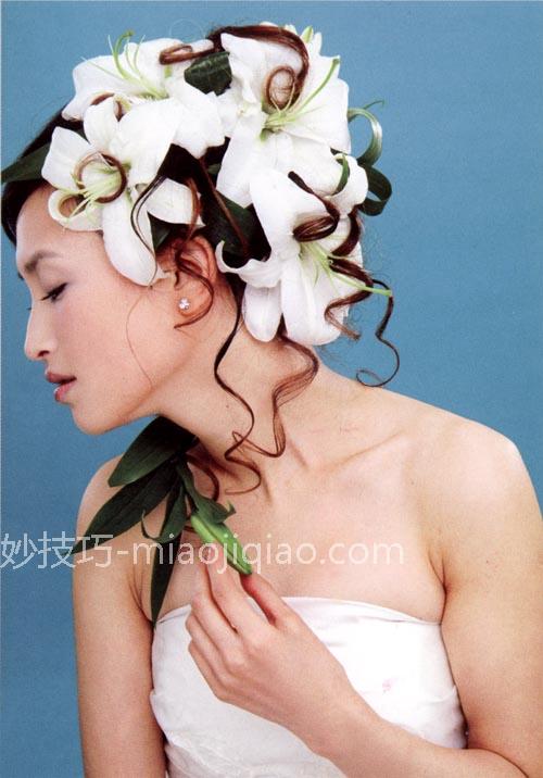 怎样化新娘妆 教你打造出完美新娘妆的技巧
