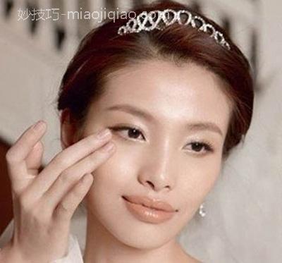 清新裸色新娘妆化妆教程 体验明星的清新裸妆